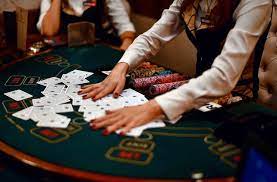 Онлайн казино Poperlo Casino